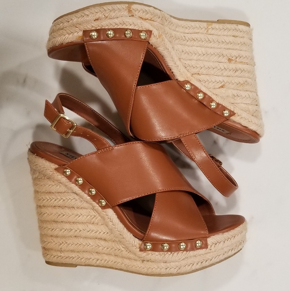 Steve Madden Elinna Wedge, Size 8.5